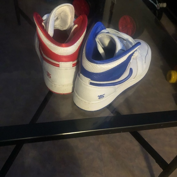 never been wore(only tried on)Nike mid rise,air Jordan limited edition red/blue - Picture 2 of 5